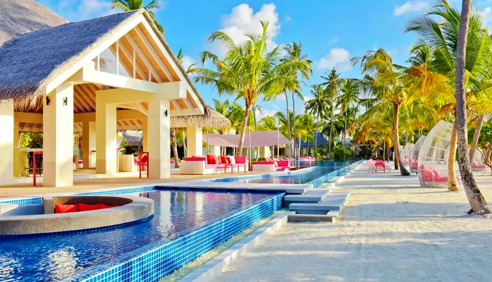 هتل کاندیمای مالدیو